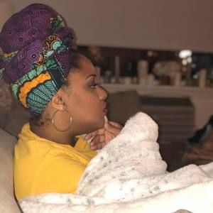 Meet your Posher, Ebony